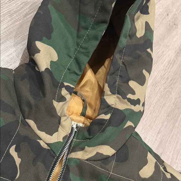 Adult Hooded Camo Vest - Green Camouflage - Picture 3 of 7